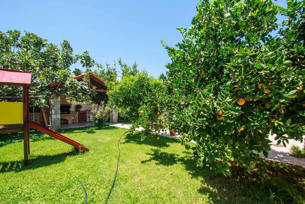 Erodios Villas Gerani  Exterior foto