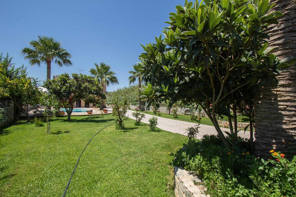 Erodios Villas Gerani  Exterior foto